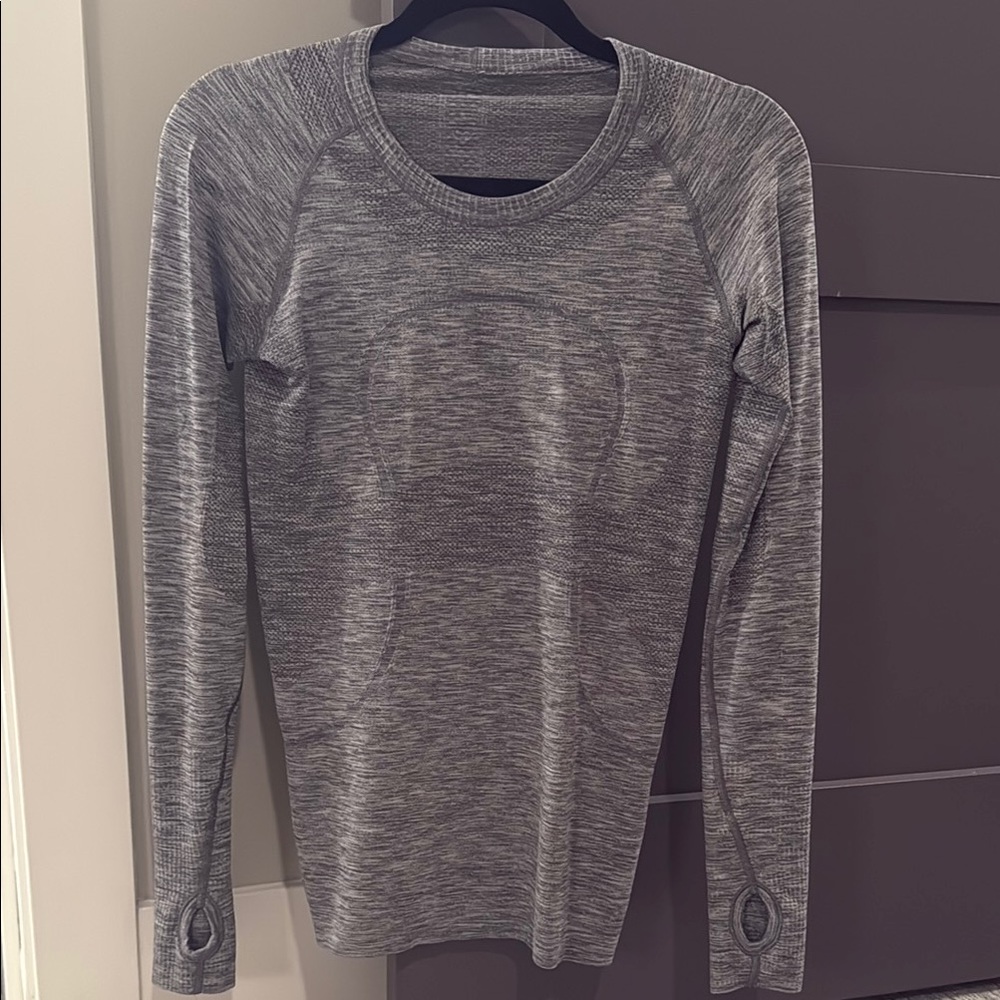 Lululemon Women’s Swiftly Tech Long Sleeve Top
